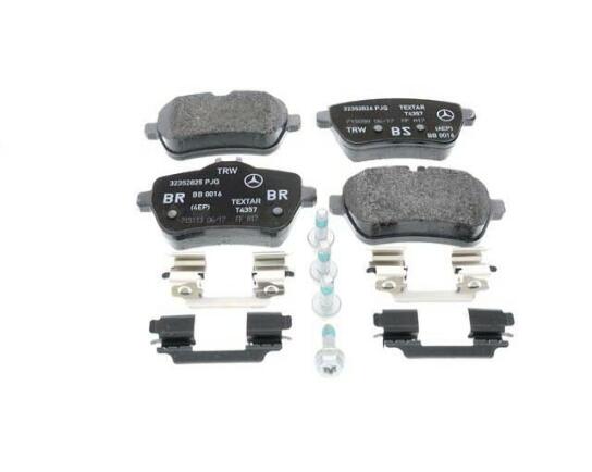 Mercedes Disc Brake Pad Set - Rear 0084200820